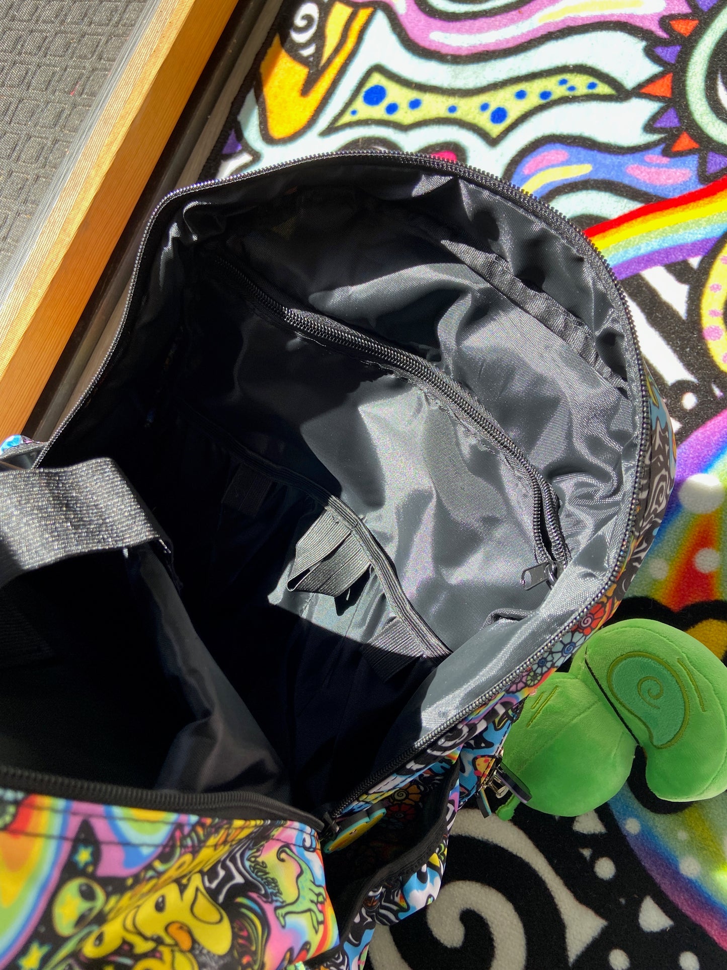 SECRET ITEM !!!!!!!!! WATERPROOF ALIEN DUCKY BACKPACK