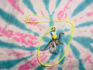 SILVER LOVE DINO NECKLACE