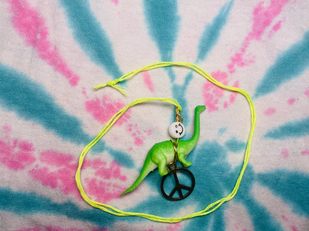 GREEN PEACE DINO WITH SMILE CHARM NECKLACE