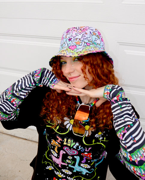 REVERSAL BUCKET HAT – TrippyDraws REVERSAL BUCKET HAT – TrippyDraws