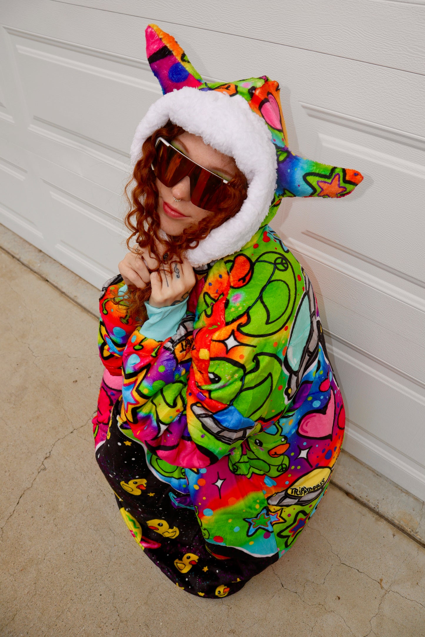 DUCK ALIEN COSMIC CUDDLE